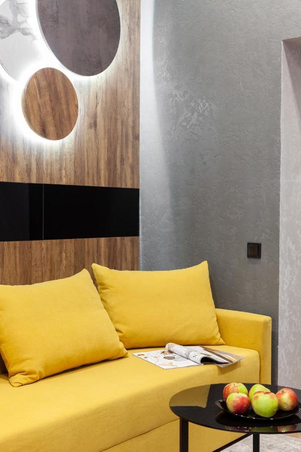 Dream Apartament On Drahomanova Street Lviv Exterior photo