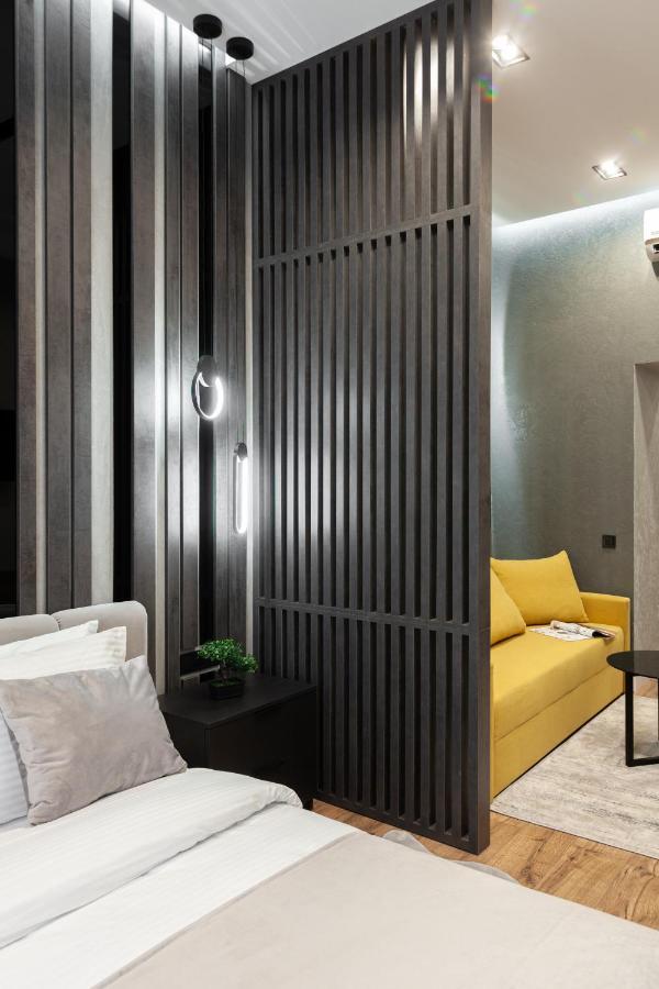Dream Apartament On Drahomanova Street Lviv Exterior photo