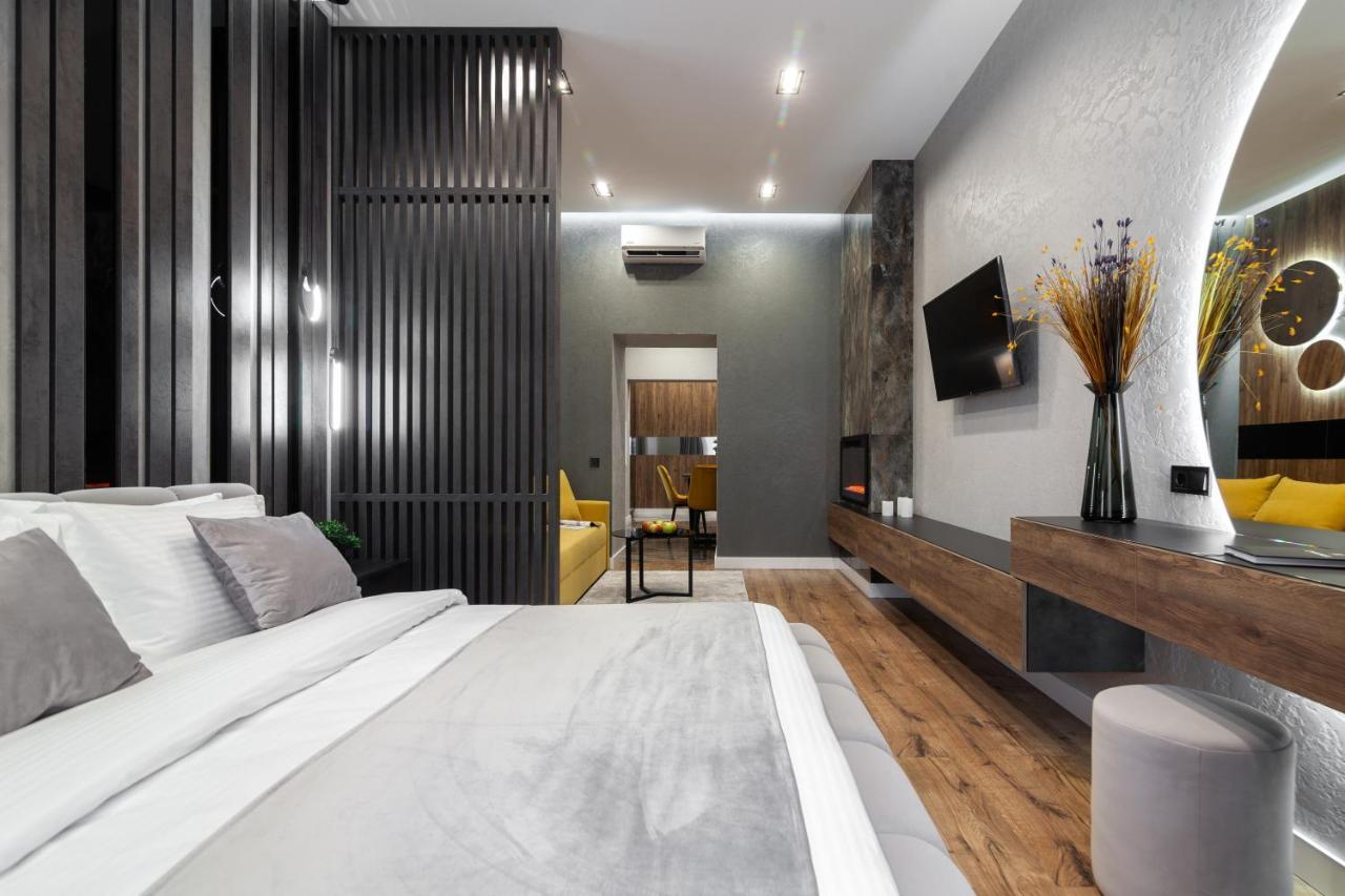 Dream Apartament On Drahomanova Street Lviv Exterior photo